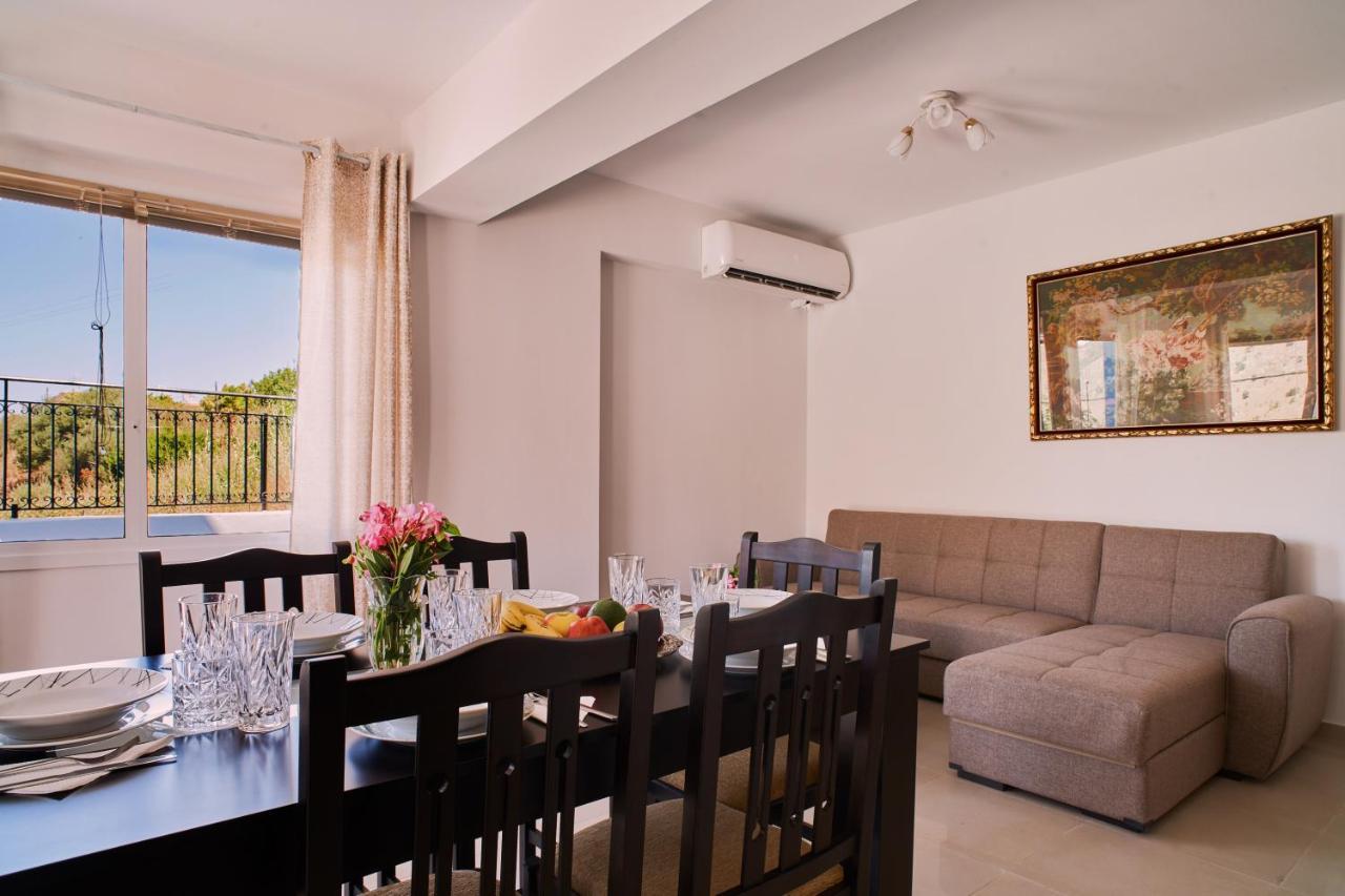 Lake View Suites Kavallos  Ngoại thất bức ảnh