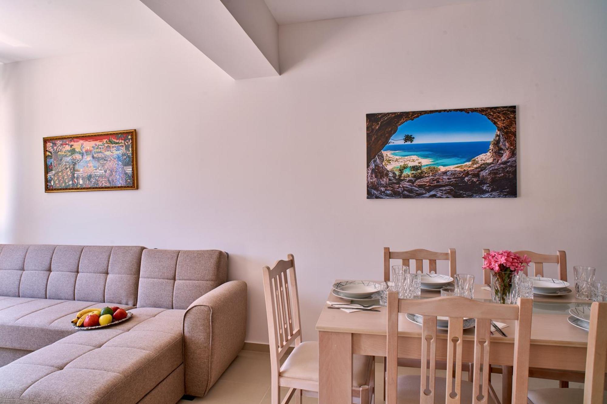 Lake View Suites Kavallos  Ngoại thất bức ảnh