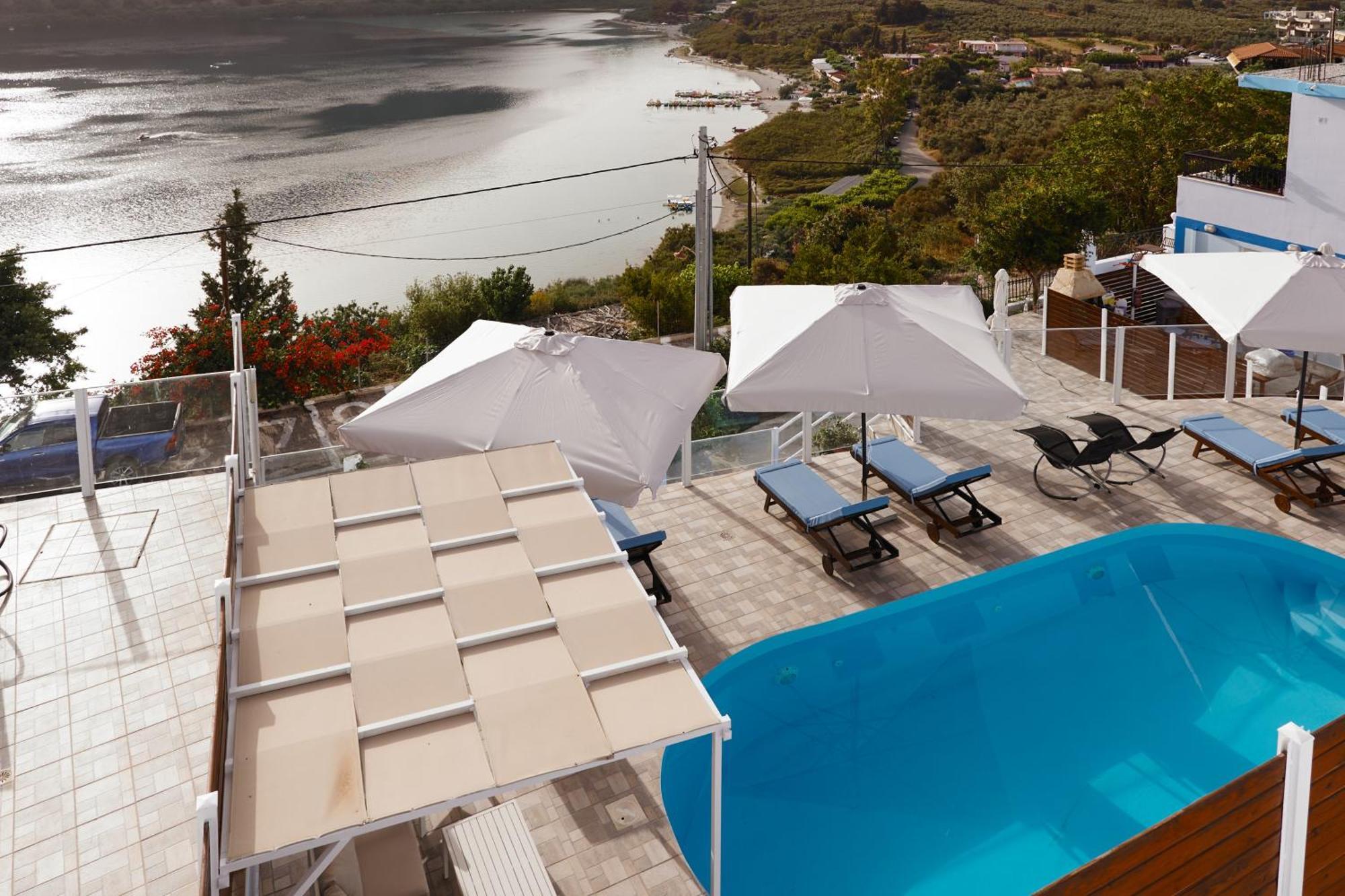 Lake View Suites Kavallos  Ngoại thất bức ảnh