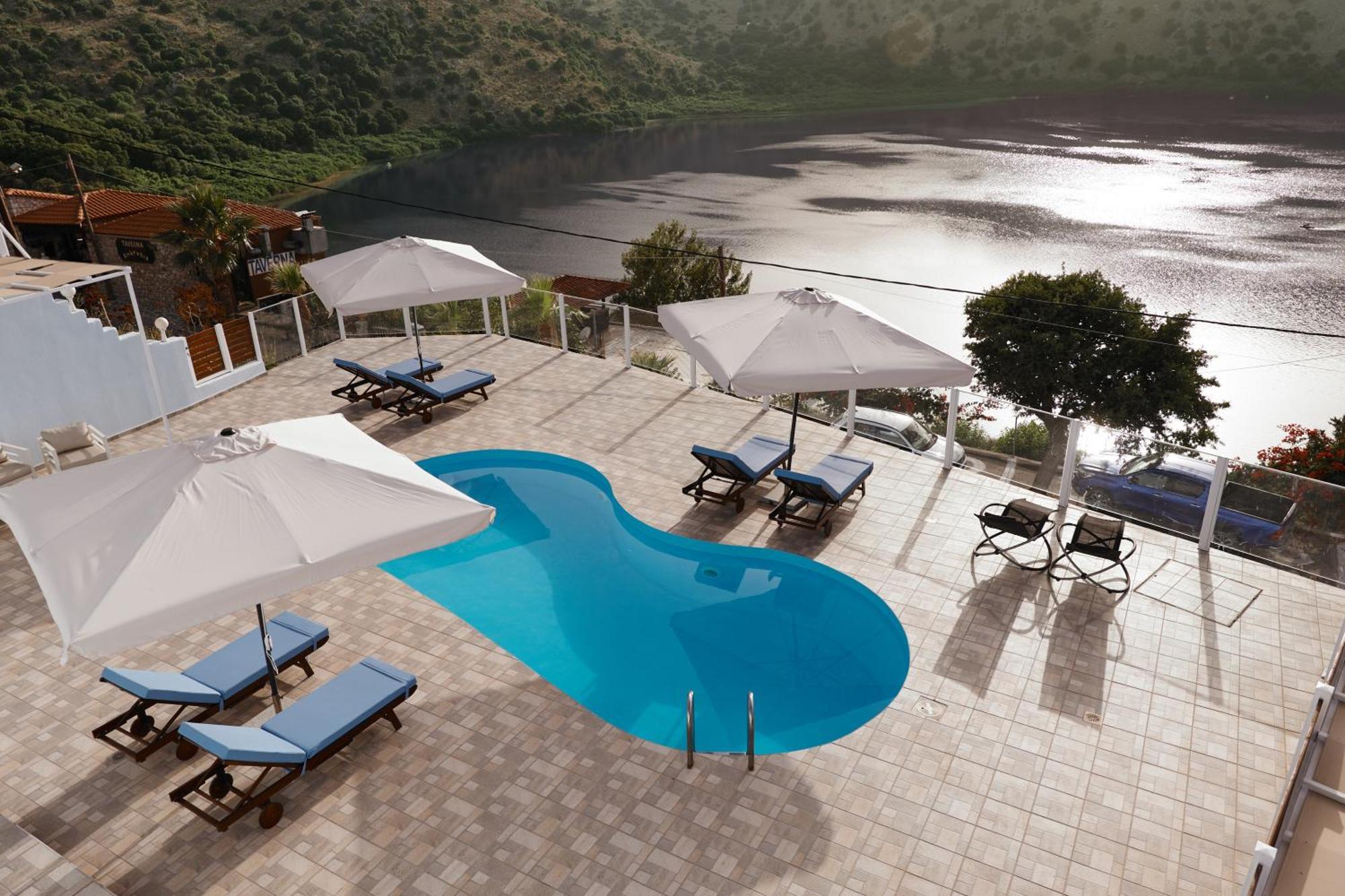 Lake View Suites Kavallos  Ngoại thất bức ảnh